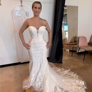 Watters White Lace Wedding Dress Dennison Style